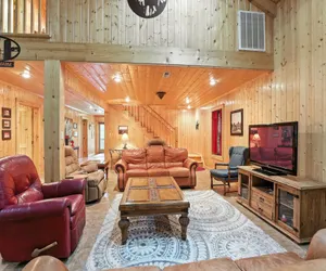 Photo 2 - Mountain Retreat with Stunning Views