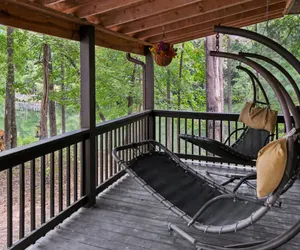 Photo 3 - Cozy Cove Escape - Lakeside Retreat