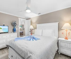 Photo 5 - 7 Dockside Dream: 3BR/3BA Pool Home w/ Water views!