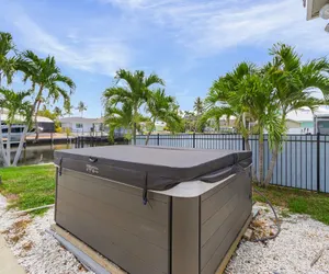 Photo 3 - 7 Dockside Dream: 3BR/3BA Pool Home w/ Water views!