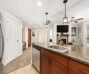 Photo 5 - Premium Unit 4663- Fraser Crossing/Founders Pointe