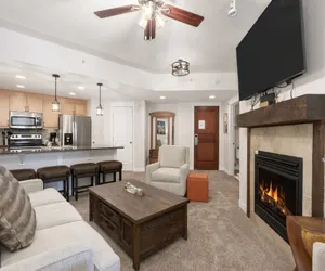 Photo 2 - Premium Unit 4663- Fraser Crossing/Founders Pointe