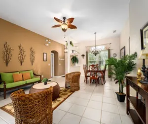 Photo 2 - Highlands Hideaway 4BR Home w/ Private Pool & Spa