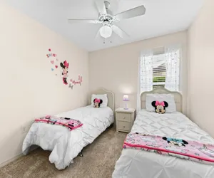 Photo 5 - Oak Island Gem Cozy 4BR Pool Home Near Disney
