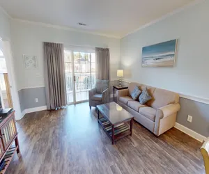 Photo 2 - Magnolia Place 4681-103