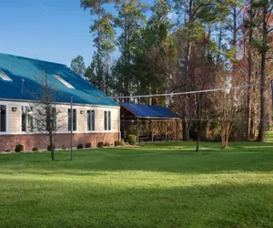 Photo 2 - Magnolia Pointe 4889-103