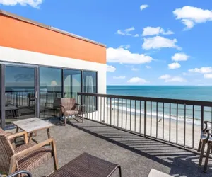Photo 3 - Savoy Penthouse 603