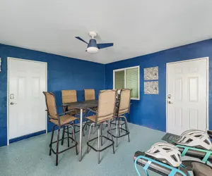 Photo 3 - 50 Seahorse Beach House #4: Pool & Walk to Beach!