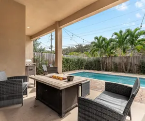 Photo 2 - Fox Sonata Downtown Pool House