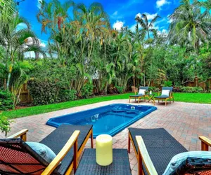 Photo 5 - Fox Private Resort- Near Downtown & Beach