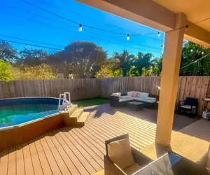 Photo 2 - Golden Fox Downtown Pool House