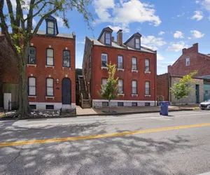 Photo 5 - Charming Soulard Retreat w/ Historic Character near Baseball Stadium