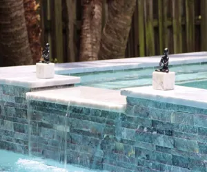Photo 4 - Friendly Fox Luxury Pool & Spa - Near DT & Beach