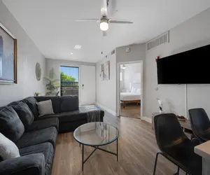 Photo 2 - Central Relaxing 1BR Phoenix Retreat near Airport