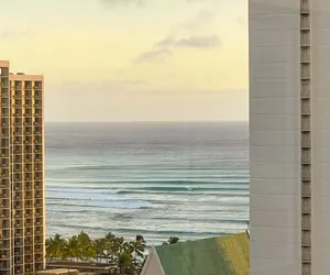 Photo 5 - Surfer's Sanctuary at Waikiki Lanais