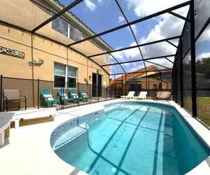 Photo 3 - Luxury Villa Near Disney 6 Bd Home with Private Pool and Resort