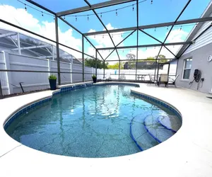 Photo 5 - Less than 10 minutes from Disney 3Bd Villa with Pool