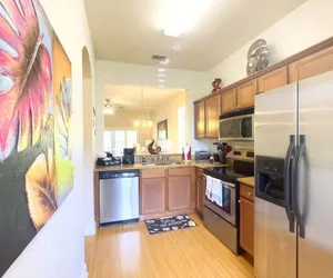 Photo 4 - 4Br Resort Home with Pool and Lazy River Sleeps 8