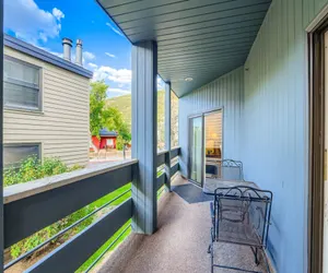 Photo 3 - Peaceful Lift Line Condo 207