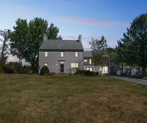 Photo 2 - Peaceful Retreat with Scenic Surroundings