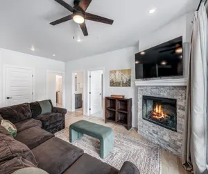 Photo 2 - Spacious and Luxurious 2BR Condo - Kids Ski Free