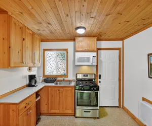 Photo 4 - Rouge Cobb Mountain Hotel - Cabin 1