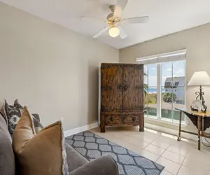 Photo 5 - Terraces at Beachside 301