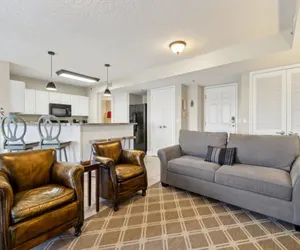 Photo 4 - Terraces at Beachside 301