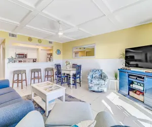 Photo 3 - Ketch Courtyard 405