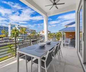 Photo 4 - 141 Brand New Luxury 6BR/6BA Build w/ Heated Pool!