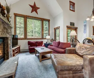 Photo 4 - Private Townhome Close to Ski Back and Hot Tub