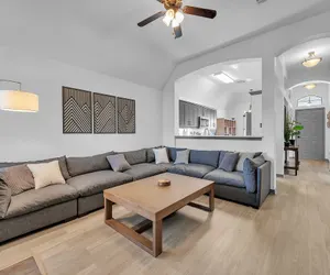 Photo 2 - Relaxing College Station Retreat with Hot Tub