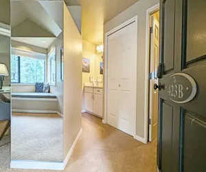 Photo 2 - River Ridge 423B