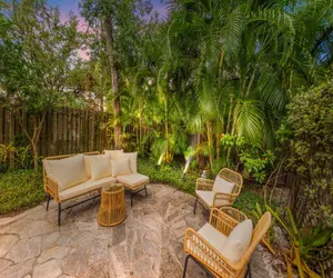 Photo 2 - Hidden Oasis A