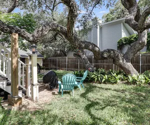 Photo 5 - Rockport Treehouse