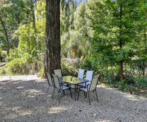 Photo 5 - Rouge Cobb Mountain Hotel - Cabin 3