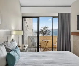 Photo 5 - Seascape Ocean View Condo - Heated pool and Jacuzzi