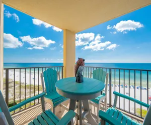 Photo 2 - Phoenix V 1009