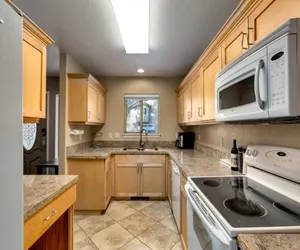 Photo 3 - Meadow Chalet