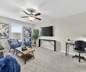 Photo 5 - Spacious Getaway Near Apollo Beach