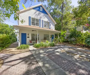 Photo 2 - 322 S. 5th Street Unit A