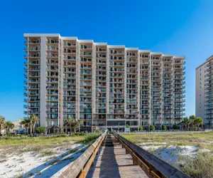 Photo 2 - Phoenix East 203