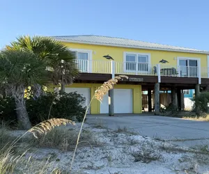 Photo 3 - Seaside Bungalow