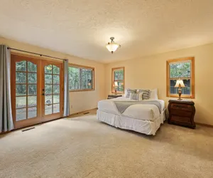 Photo 3 - 4 Tan Oak Lane