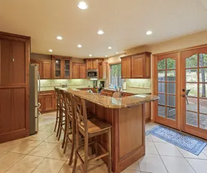 Photo 2 - 4 Tan Oak Lane