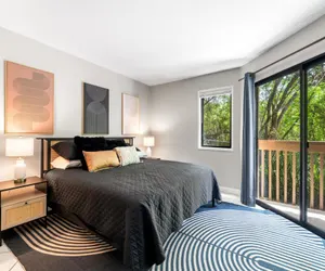 Photo 3 - Royal Kahili B204