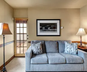 Photo 5 - Copperbottom Inn 205