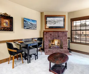 Photo 5 - Copperbottom Inn 202