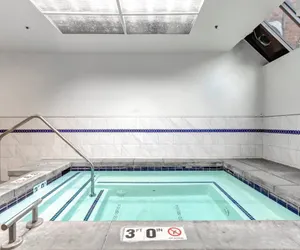 Photo 5 - Copperbottom Inn 104