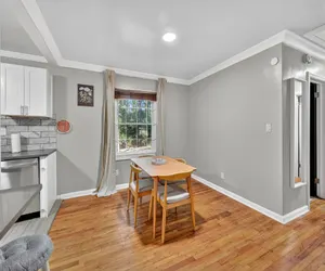 Photo 4 - Charming East Atlanta Oasis Meets City Vibe